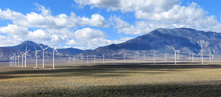 Wind-turbines-blowing-in-a-desert-area